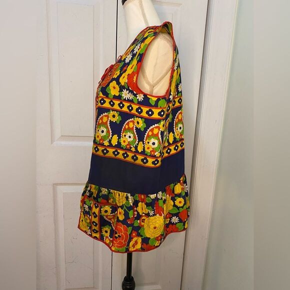 1970s Paisley Floral Scandi-Inspired Top - Picture 12 of 14